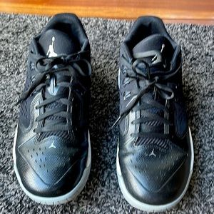 Jordan men’s sneakers 7.5